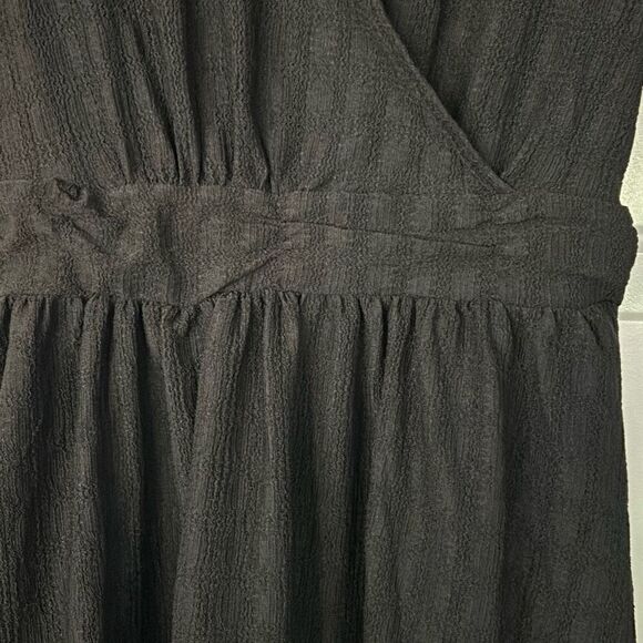 SweatyRocks Women's Short Batwing Sleeve Cross Wrap V-Neck A-line Swing Dress. L - Picture 5 of 12